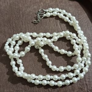 Mask holder pearls chain